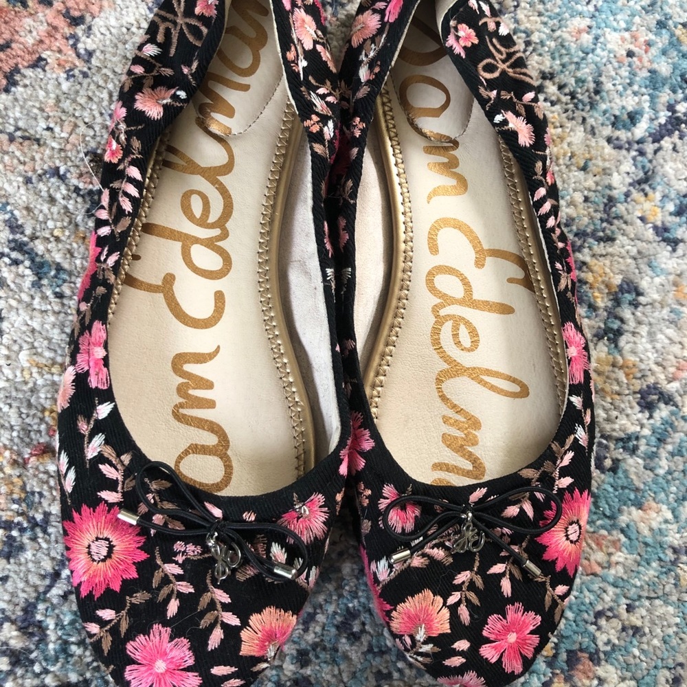 Sam Edelman embroidered flats